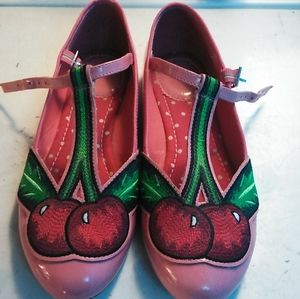 Miss L Fire cherry flats
